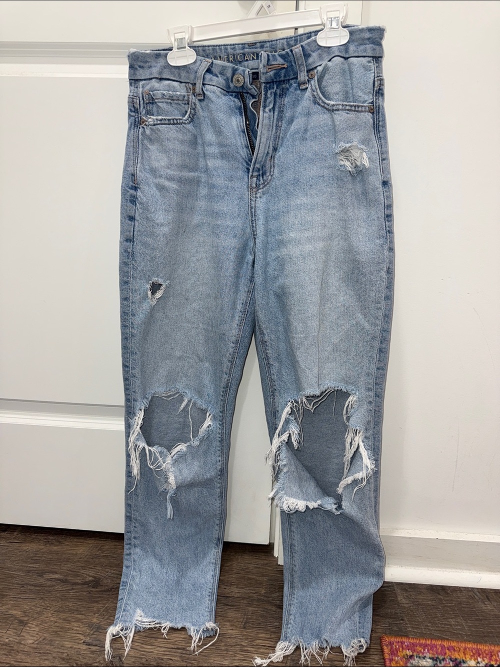 American Eagle Outfitters Light Blue Distressed Boyfriend Jeans